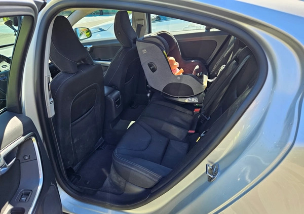 Volvo S60 cena 44900 przebieg: 255000, rok produkcji 2013 z Warszawa małe 67